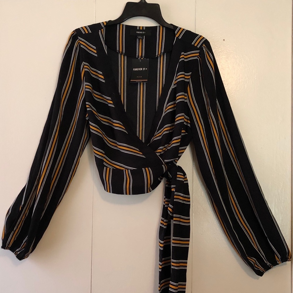 NWT Forever 21 plus size striped cropped wrap top